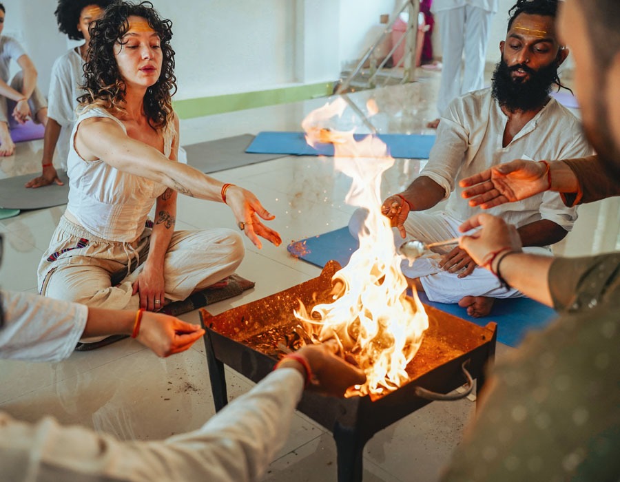 Best Yoga School in Rishikesh
